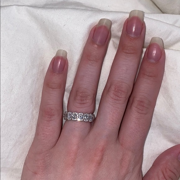 SOLD Natural Diamond eternity band - Picture 4 of 8